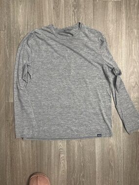 Patagonia Men's Long-Sleeve Crewneck Shirt - Heather Gray